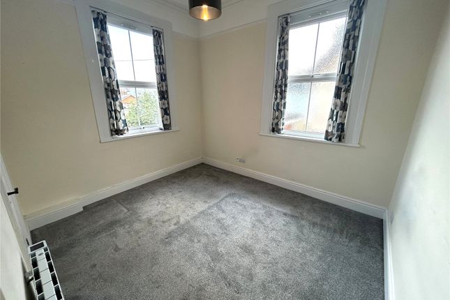 Flat 2, 22, The Avenue, Devon photo 4