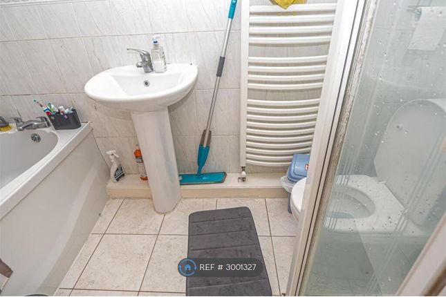Flat, The Orchards Burton Road, Derby photo 4