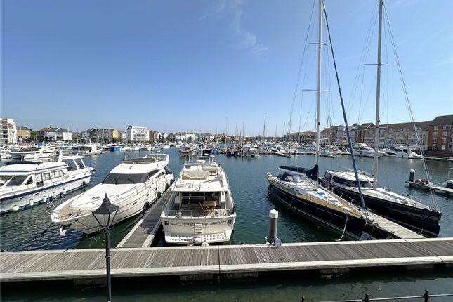 64, Hamilton Quay, Eastbourne photo 3