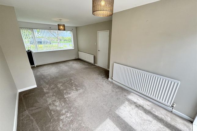252, Finchale Road, Newton Hall photo 3