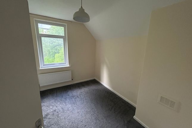 90, Stubbin Lane, Sheffield photo 2