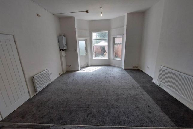 Flat 5, 92a, City Road, Birmingham photo 4