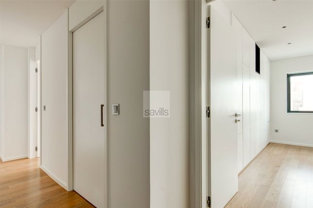Apartment for sale in 3 Bedroom Top Floor Apartment, Avenidas Novas, Lisboa