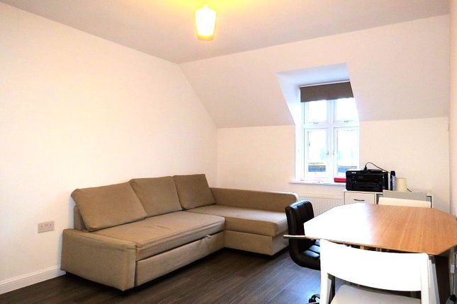 1 bed flat to rent in Mackintosh Street, Bromley BR2