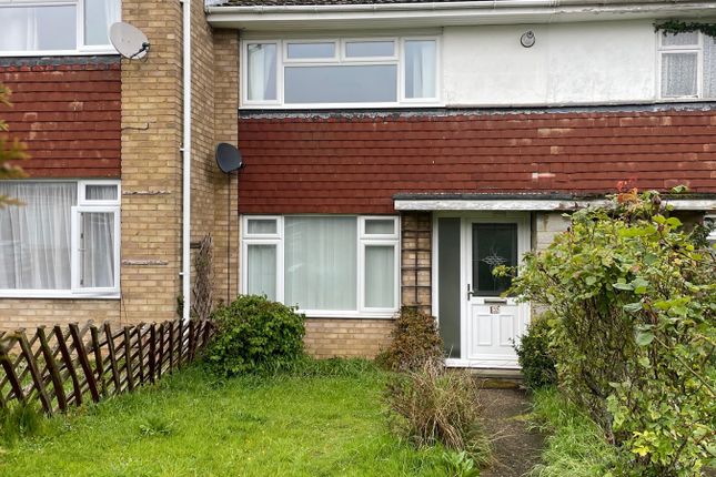 Terraced house for sale in Hilton Drive, Sittingbourne