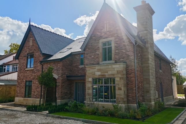 4 Bedroom House For Sale