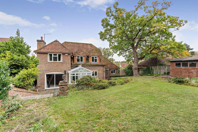 Oak Lodge, Chestnut Street, Sittingbourne photo 2