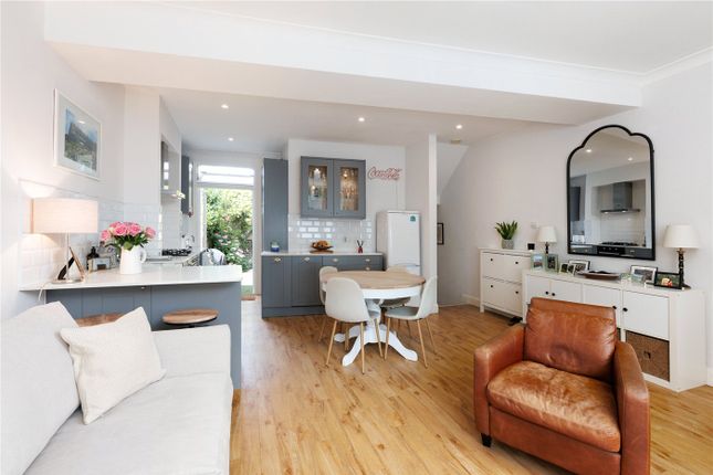 Garden Flat, 34, Lacy Road, London photo 2