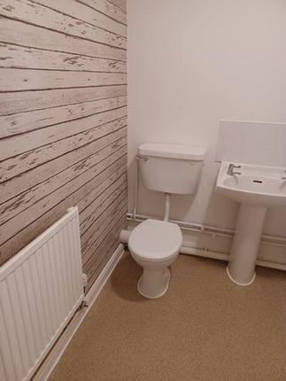 Flat to rent in Church Close, Barnsley