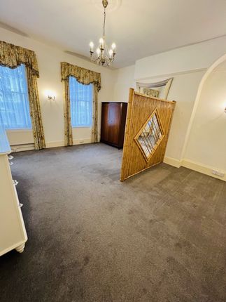 Flat 1, Devonshire House, 89 Bath Road, Cheltenham photo 3