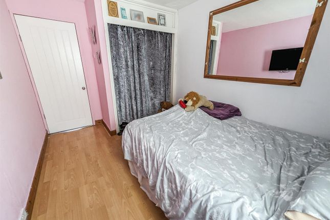 End terrace house for sale in Sturton Walk, Corby