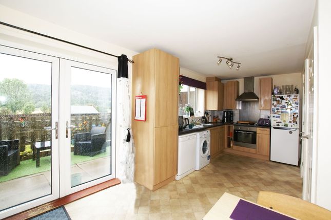 2, Olympian Way, Matlock photo 4
