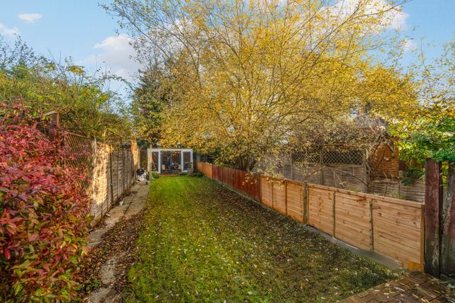 15, Aboyne Drive, SW20 0AN photo 4