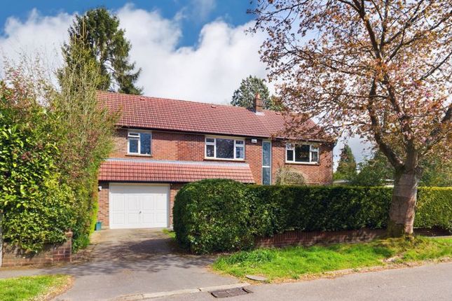 Thumbnail Detached house for sale in Copley Way, Tadworth
