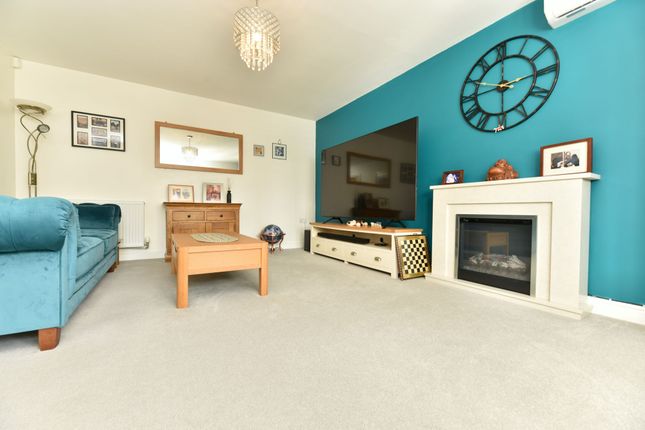 12 Wrights Way, Huntingdon photo 3