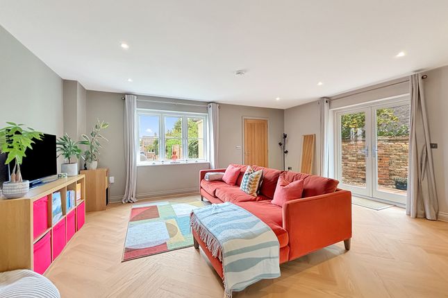 18, Fowlmere Road, Foxton photo 3