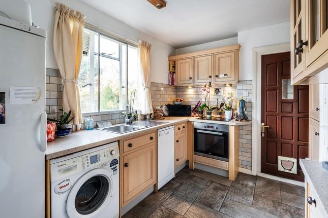 Greenwoods, 4, Croft Avenue, Dorking photo 3