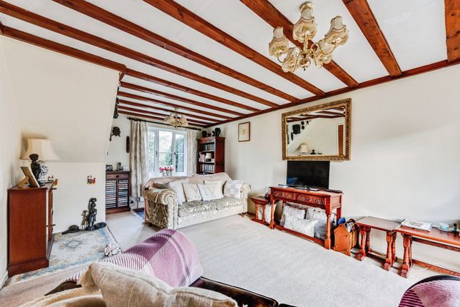 21, Calais Dene, Bampton photo 4