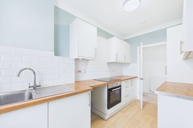 46 Binend Road, Glasgow photo 4