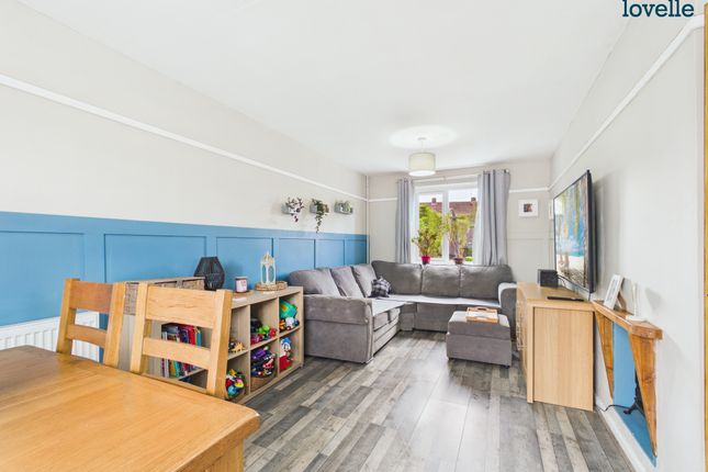32, Stapleford Avenue, Lincoln photo 4