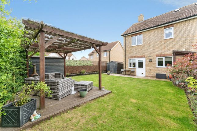 14, Northumbria Close, Cambridgeshire photo 4