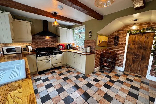 Watermeetings Cottage, Stockport photo 3