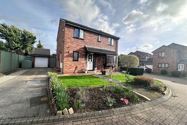 Detached house for sale in The Close, Hull, Yorkshire
