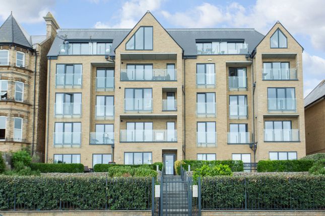 2-bed flat on Apartment 7, 41, Central Parade, Kent, £325,000