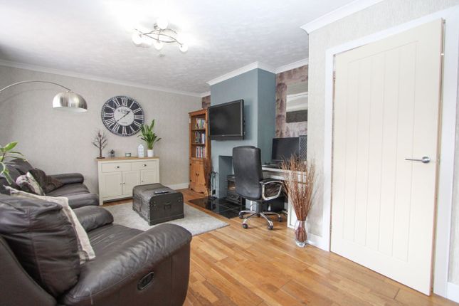 71, Firgrove Crescent, Yate photo 4