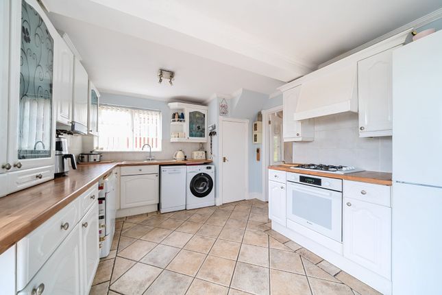 Detached house for sale in Selhurst Way, Fair Oak, Eastleigh, Hampshire