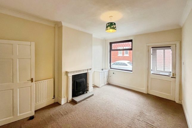 36, Collin Street, Uttoxeter photo 3