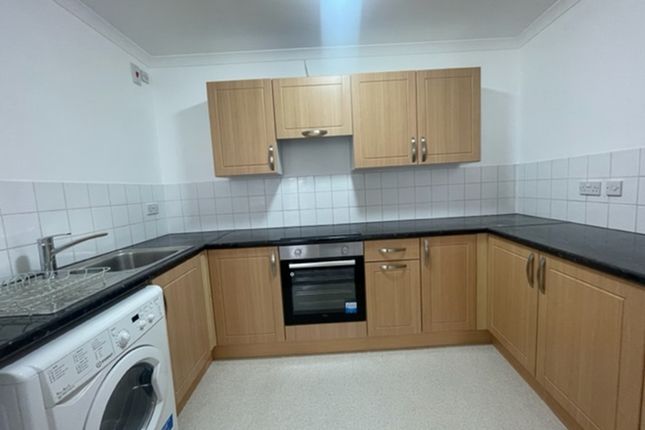 1-bed flat on Apartment 1, Clarendon House, 39, Bridge Street, Northampton, £80,000