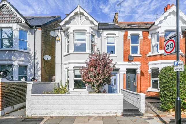 4-bed house on Drayton Gardens, West Ealing, £4,750/mo