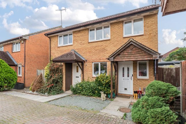 Thumbnail Semi-detached house for sale in Hubbard Close, Twyford, Reading, Berkshire