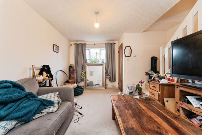 272, The Rowans, Cambridgeshire photo 3