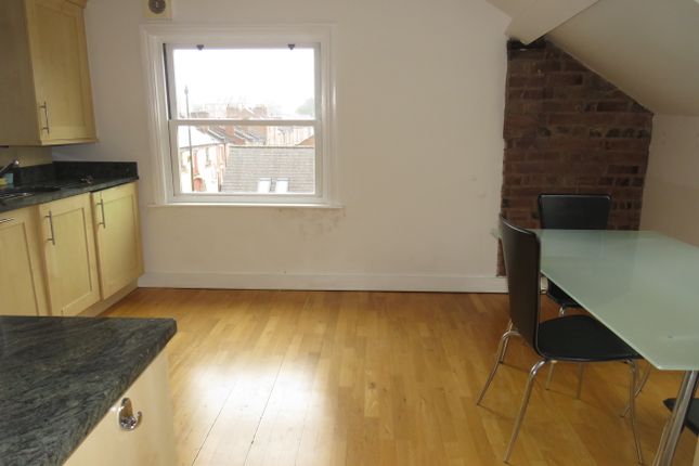12, LEAMINGTON SPA photo 4