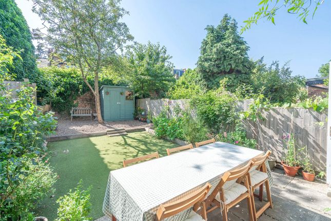 9, Nightingale Lane, London photo 4