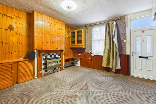 9, Barons Road, Wrexham photo 2