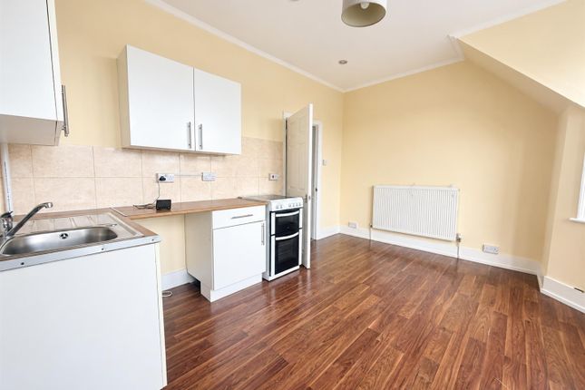 146b, Seaside, Eastbourne photo 3