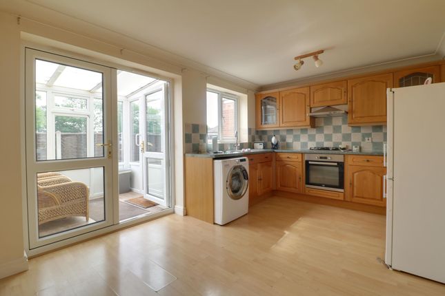 17 Vagarth Close, Barton-Upon-Humber photo 4