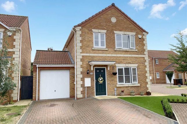 Thumbnail Detached house for sale in Carlton Close, Sleaford