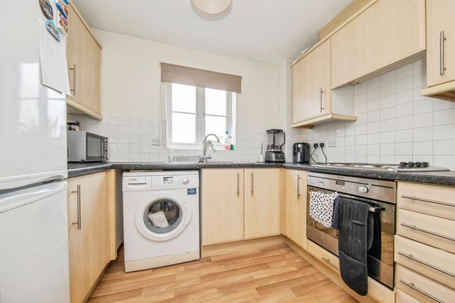 50, Alnesbourn Crescent, Ipswich photo 4