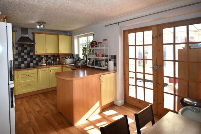 14, Sandway Drive, Selby photo 3