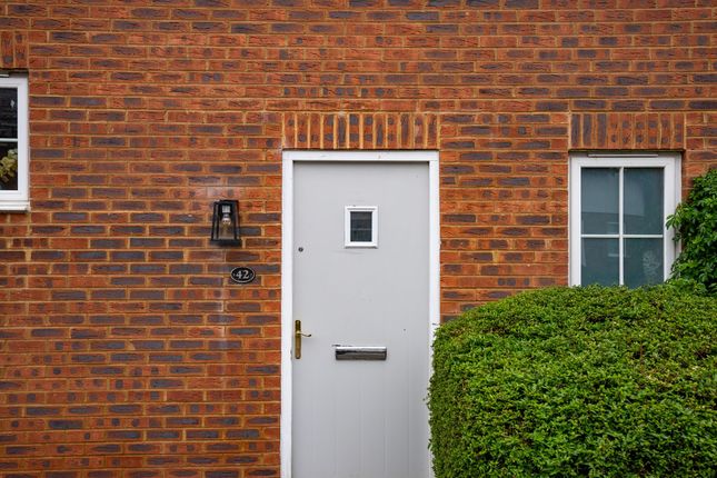 42 Brookfield Way, Cambridge photo 3
