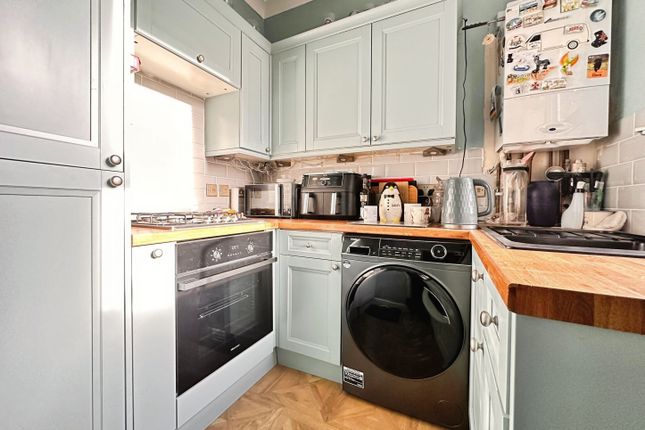 71a, High Street, Sheerness photo 3