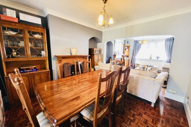 9, Morley Crescent, Edgware photo 5