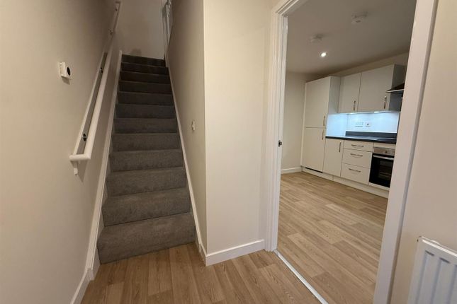 10, Cranswick Grove, Hull photo 2