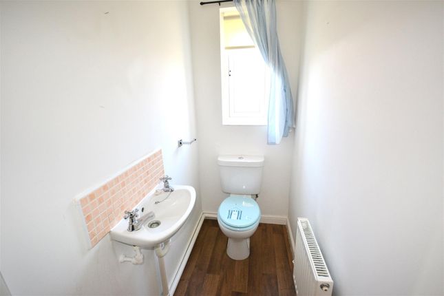 3, Pinewood Close, Newton Aycliffe photo 4