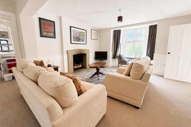 Cemetery Lodge, 51 Castle Road, Wellingborough photo 3