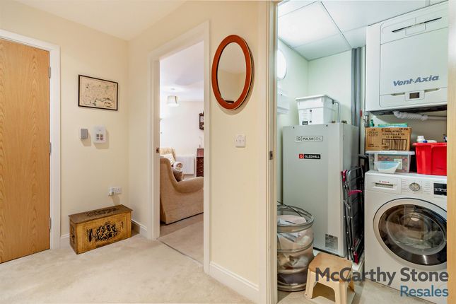 7 Tyefield Place, High Street, Hadleigh photo 4